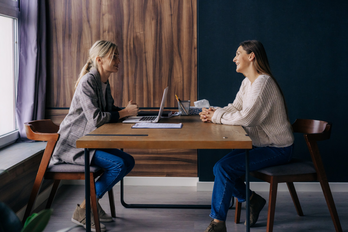 How Should HR Teams Be Documenting Employee Performance?