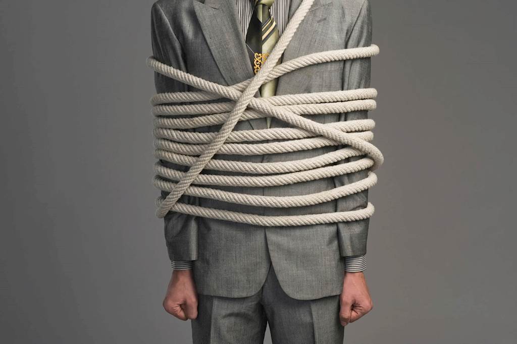 5 Management Mishaps that Might be Holding You Back