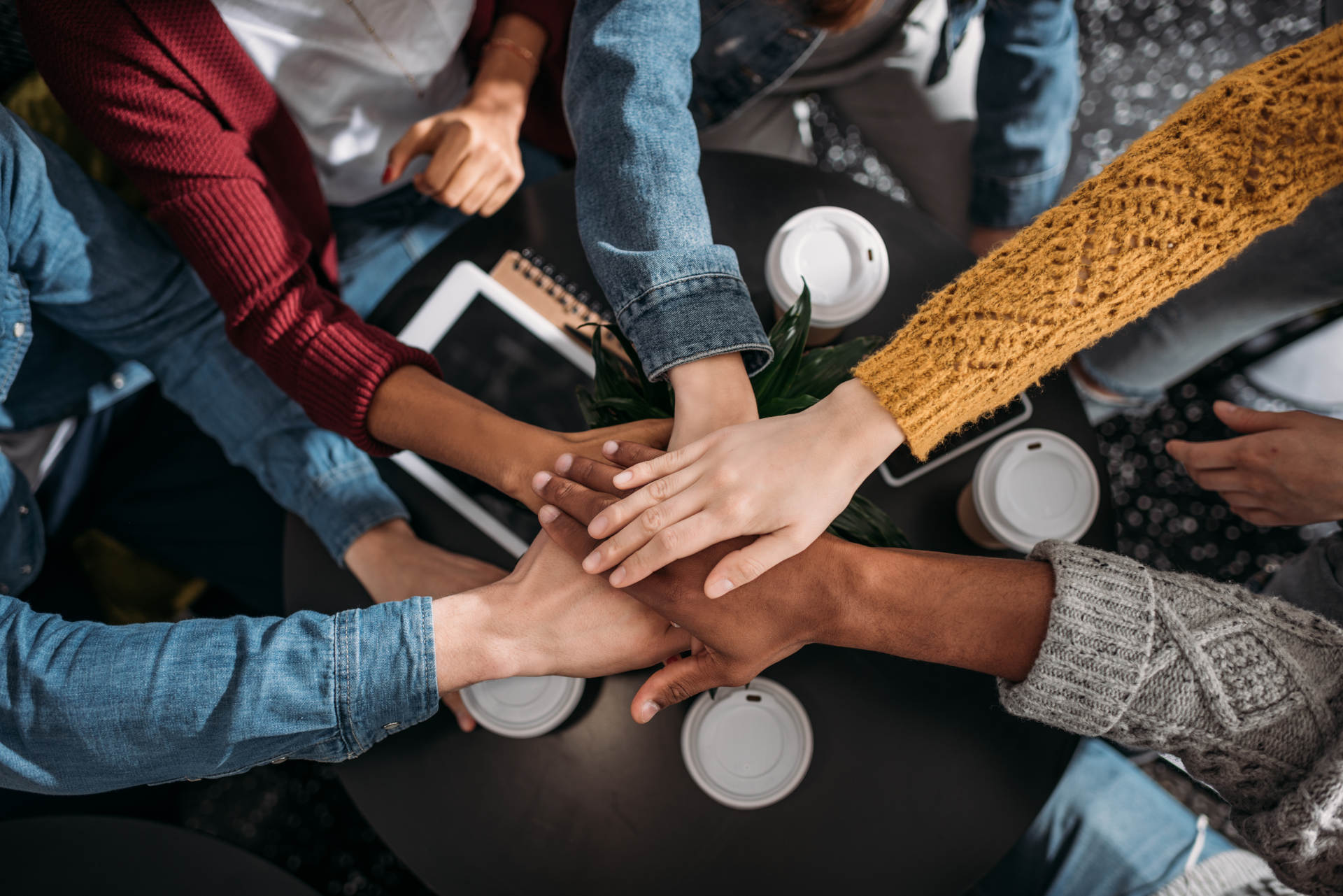 8 Benefits of a Centre of Excellence Team for Implementing RPA