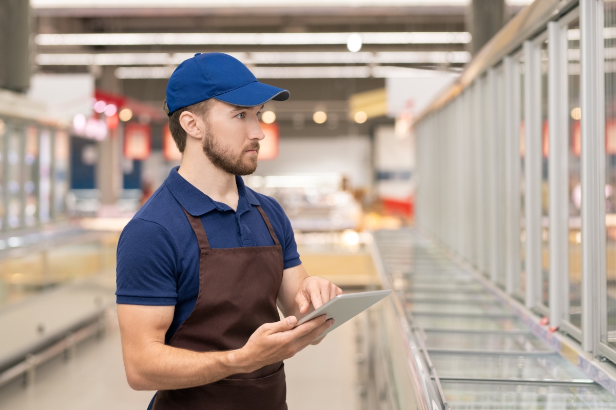 Smart Asset Maintenance and Repairs in Convenience Store and Supermarkets