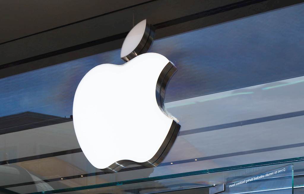 4 Sales Lessons Businesses Can Learn From Apple