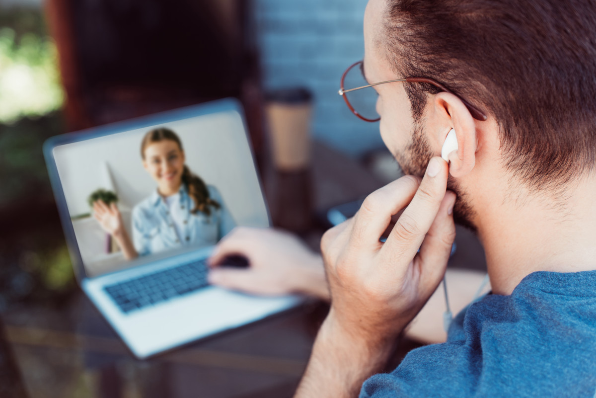 4 Video Conferencing Benefits You're Missing Out On