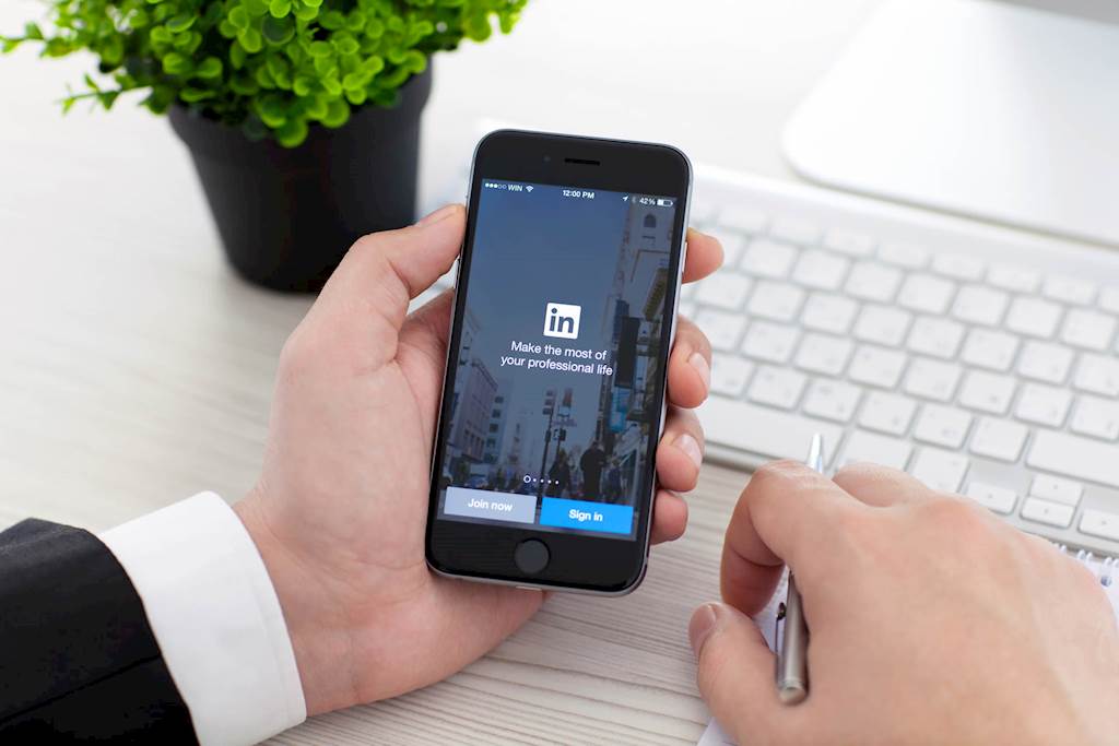 LinkedIn Advertising in 5 Simple Steps