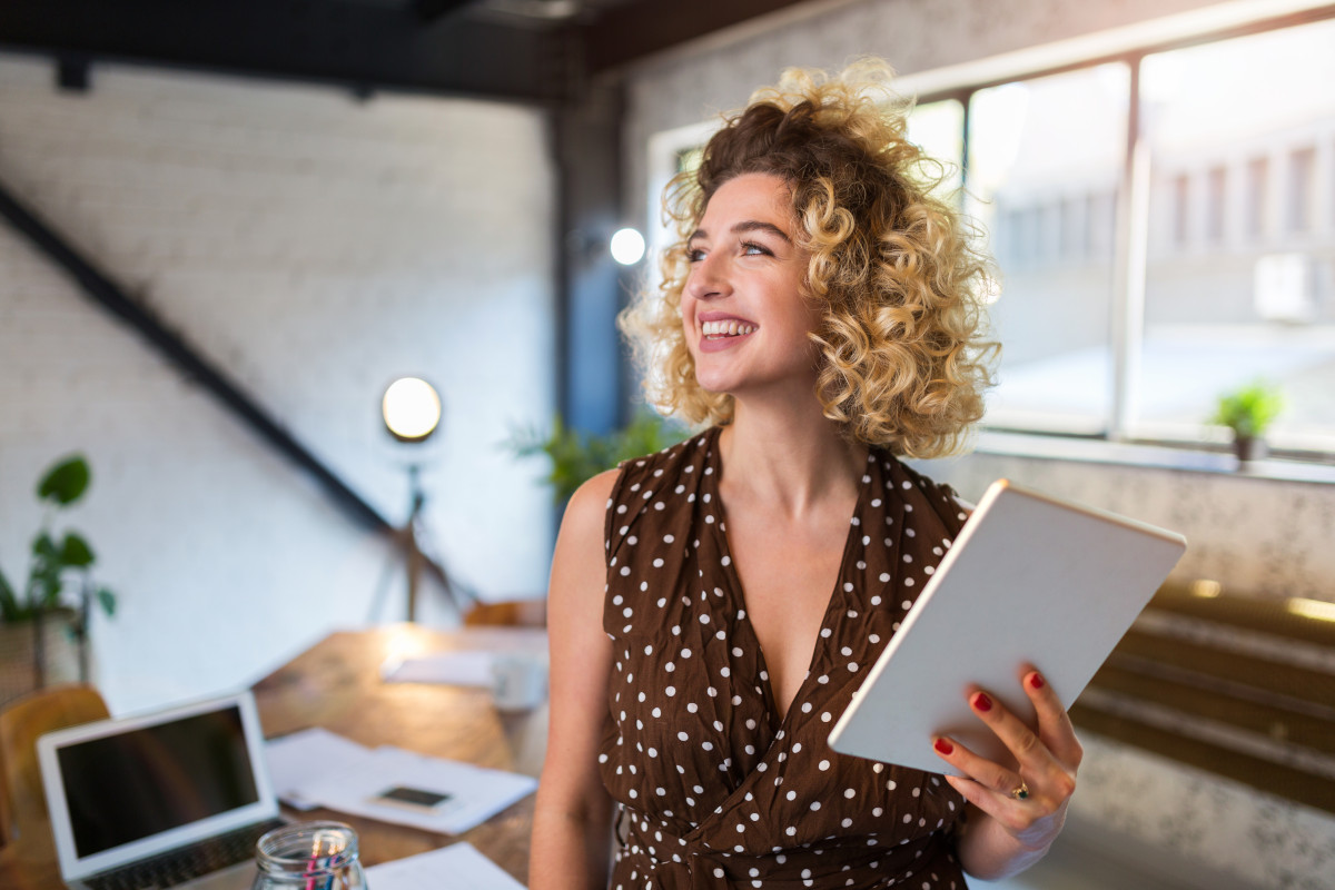 7 Top Ways to Improve Your Onboarding Process (And Reduce Turnover)