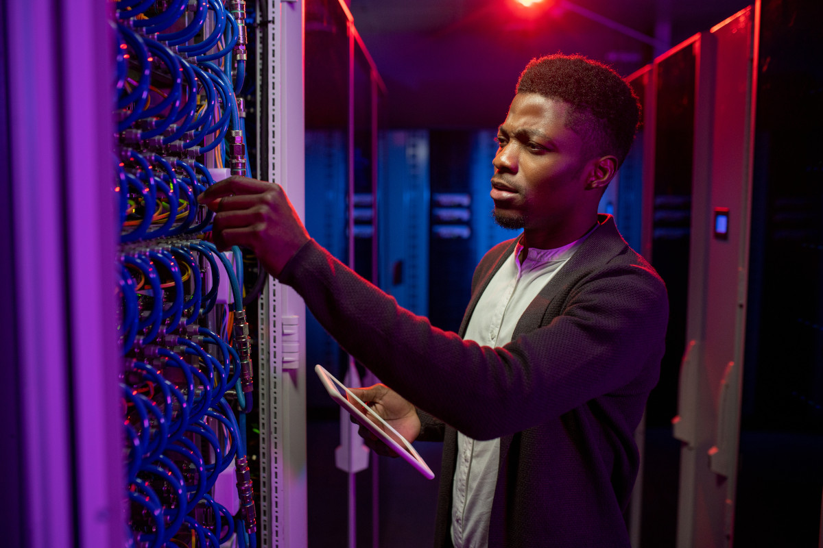 What is Persistent Storage (and How Can it Keep Your Containers Secure)?