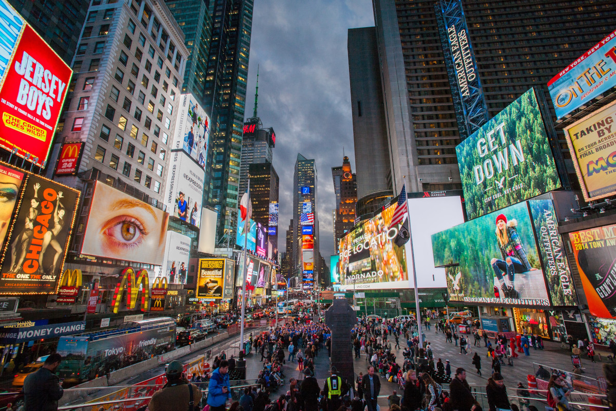 Billboard Advertising Isn't Dead - It's Very Much Alive