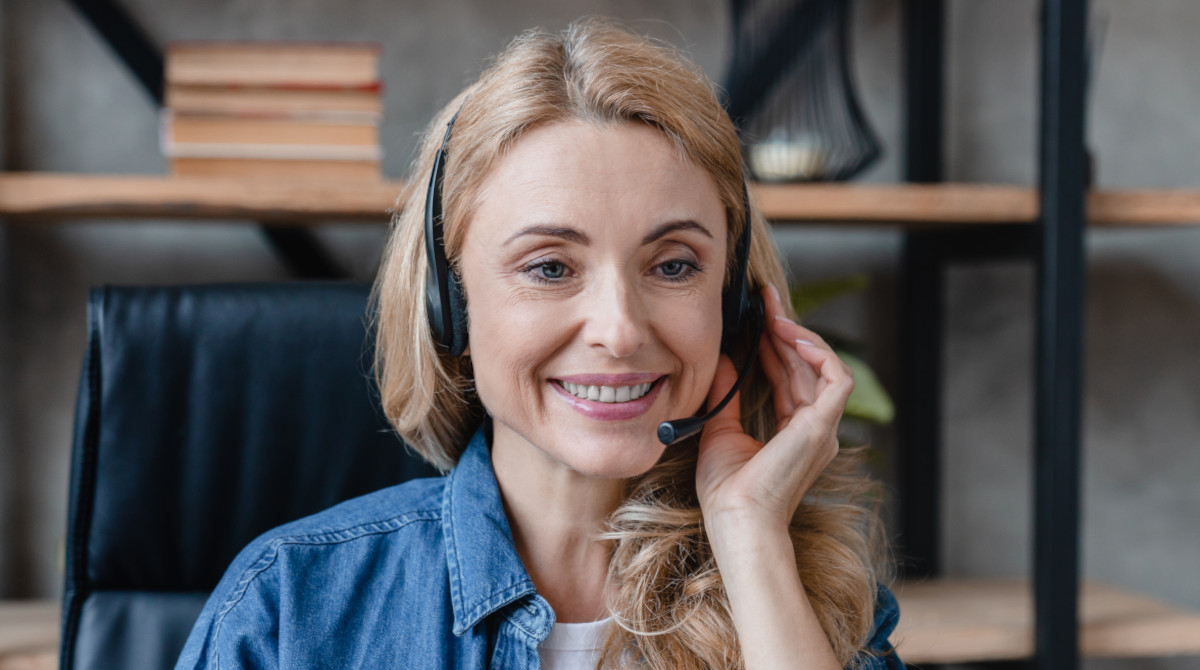 How to Improve Call Center Agent Performance with These 7 Techniques
