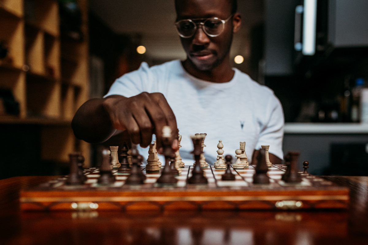 7 Steps to Create a Robust AI Strategy (Here's What You Need to Include)
