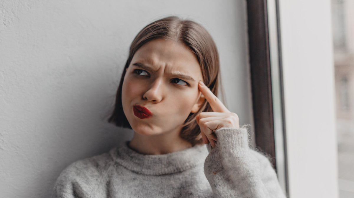7 Common Biases That Twist Your Performance Reviews (and How to Avoid Them)