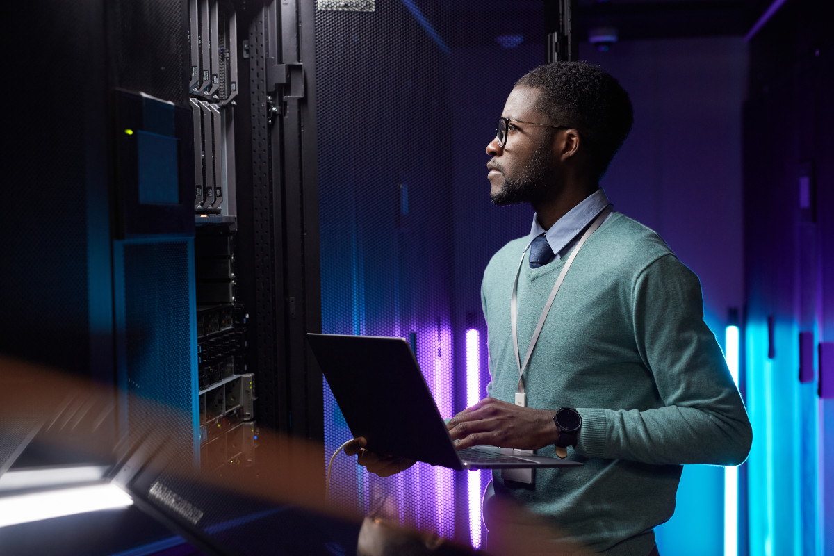 Managed Hosting vs. Colocation: Which One Does Your Business Need?