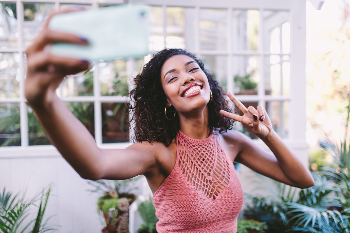 Who are the Greatest Brand Ambassadors? Your Employees
