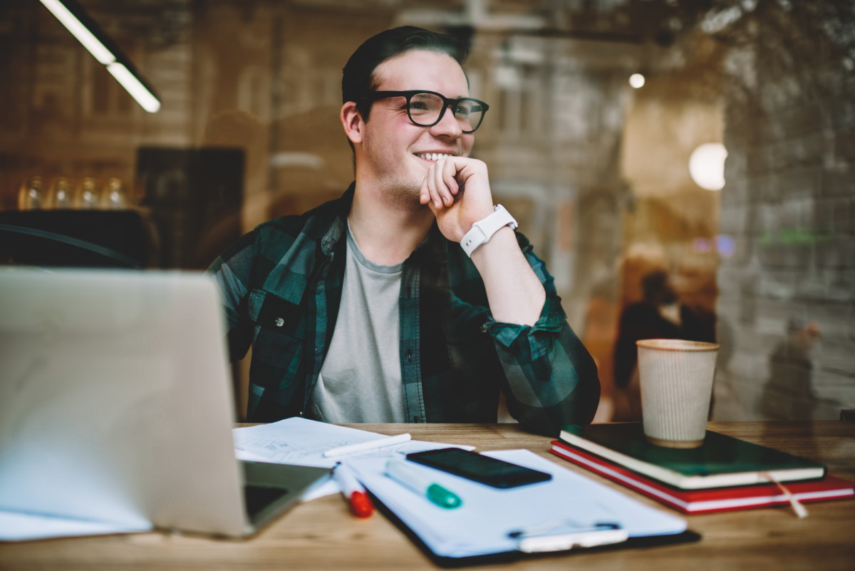 How to Give Employees the Best Hybrid Working Experience