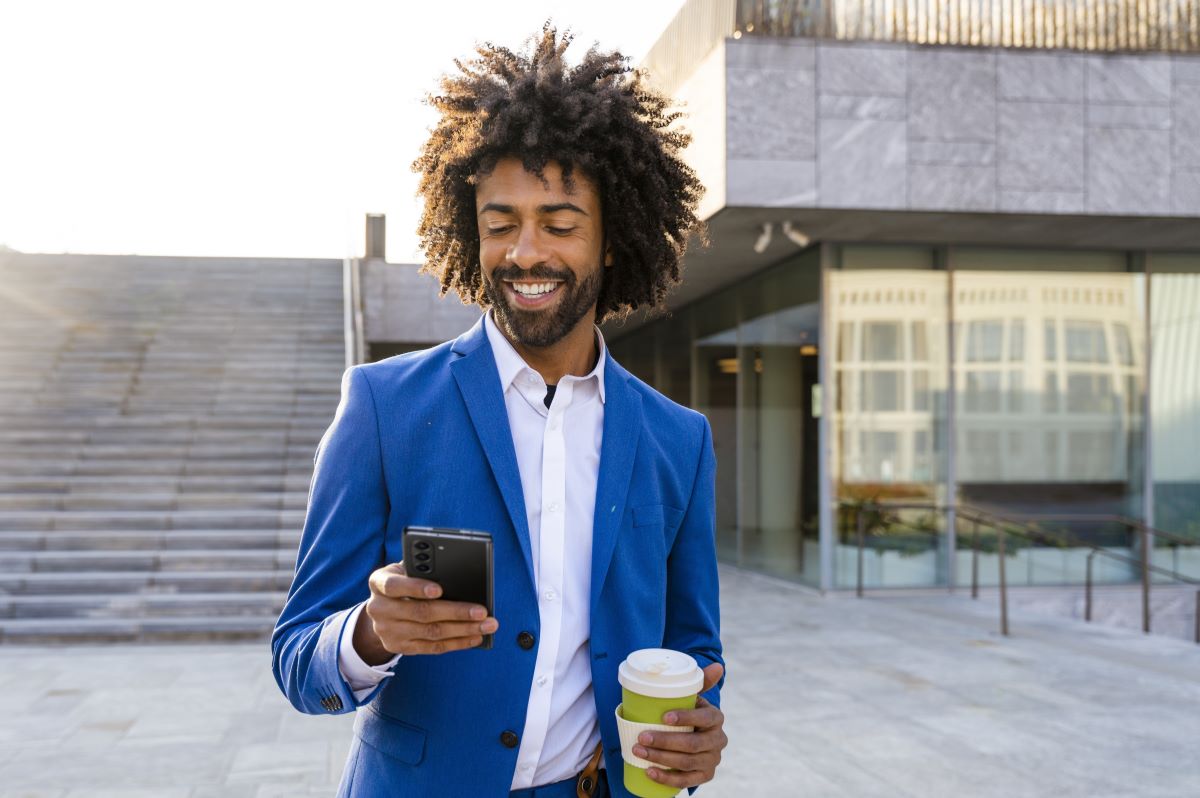 How AI Can Support a Hybrid Workforce