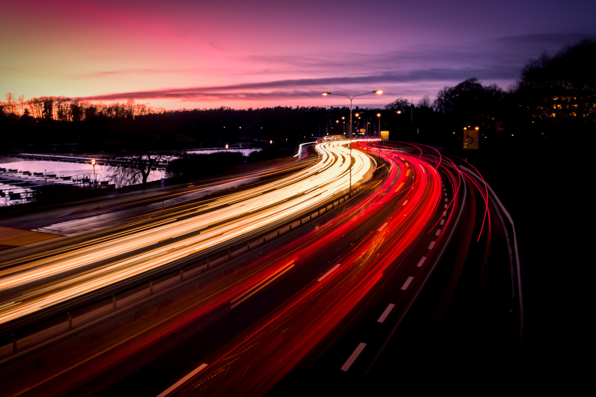 Data at Rest vs Data in Motion: Fundamental Differences in Data Protection