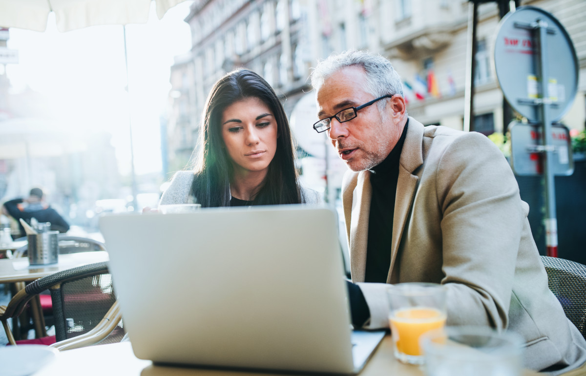 7 Ways HR Leaders Can Adapt Their L&D for the Hybrid Working Era