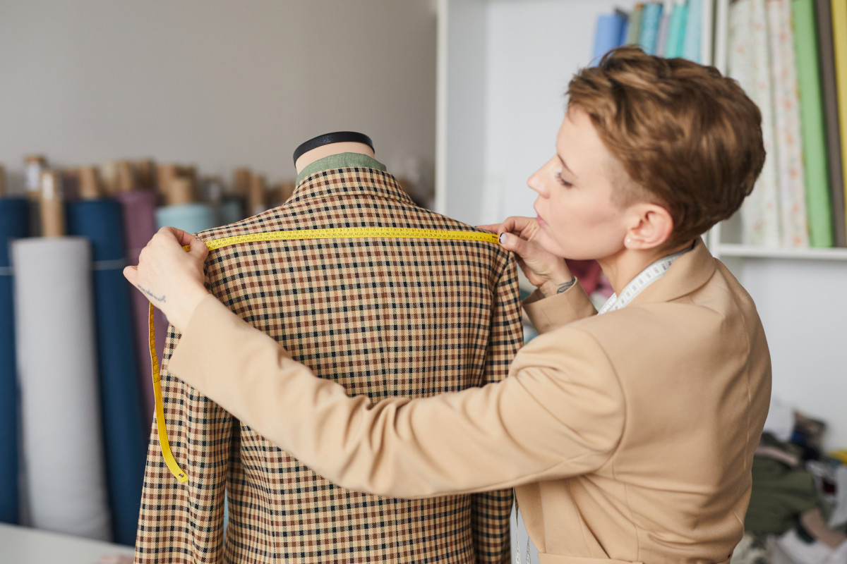 Want to Upgrade Your Employer Branding? Measure These 8 Metrics
