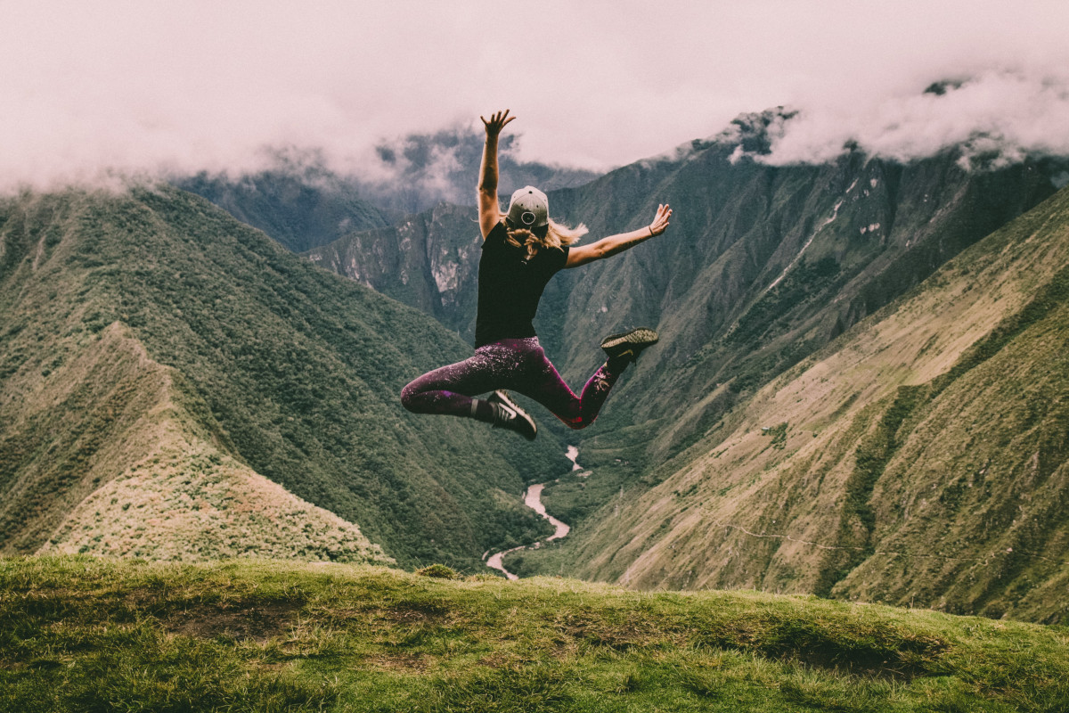 5 Ways You Can Get Your Employees Up and Moving (And Why It's Important)