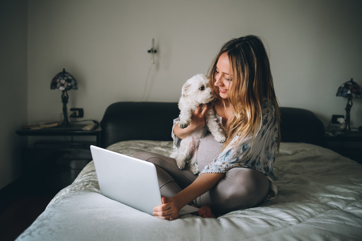 How are Professionals Adapting to Remote Working During Coronavirus?