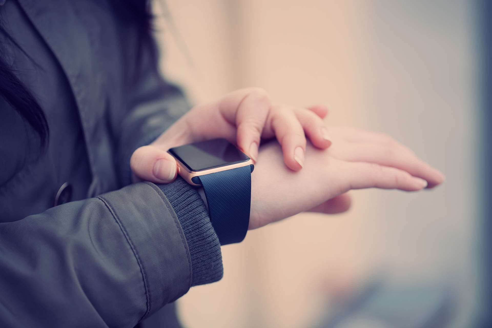 How IT Departments Can Leverage Mobile and Wearable Tech
