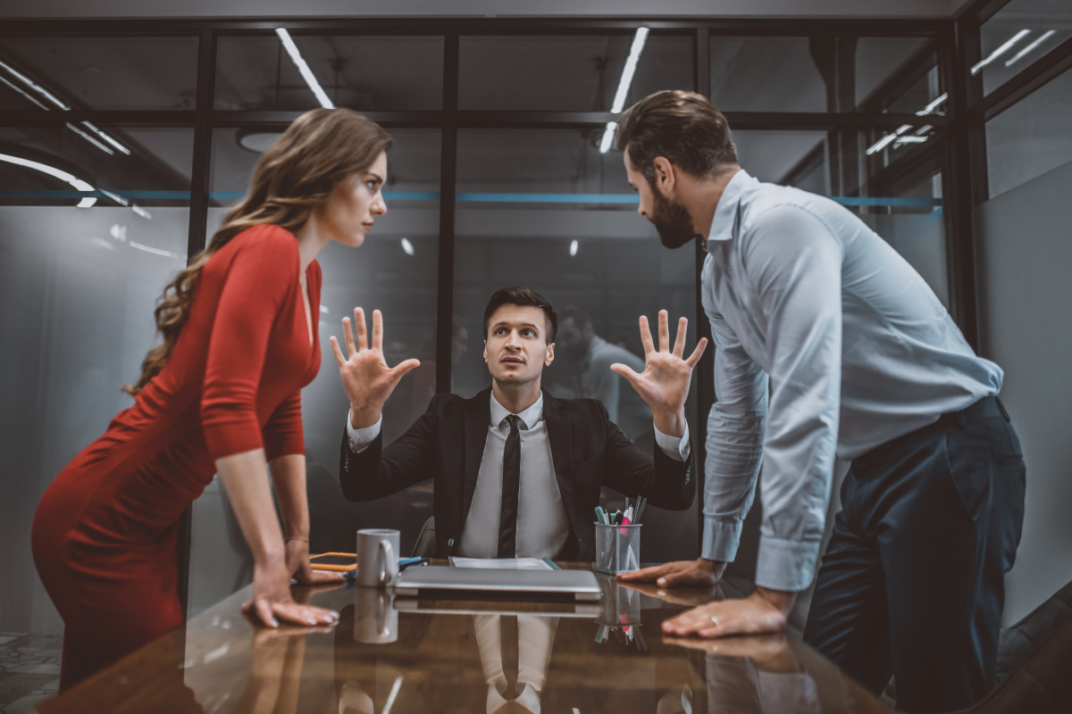 6 Tips for Handling Toxic Employees with Bad Attitudes