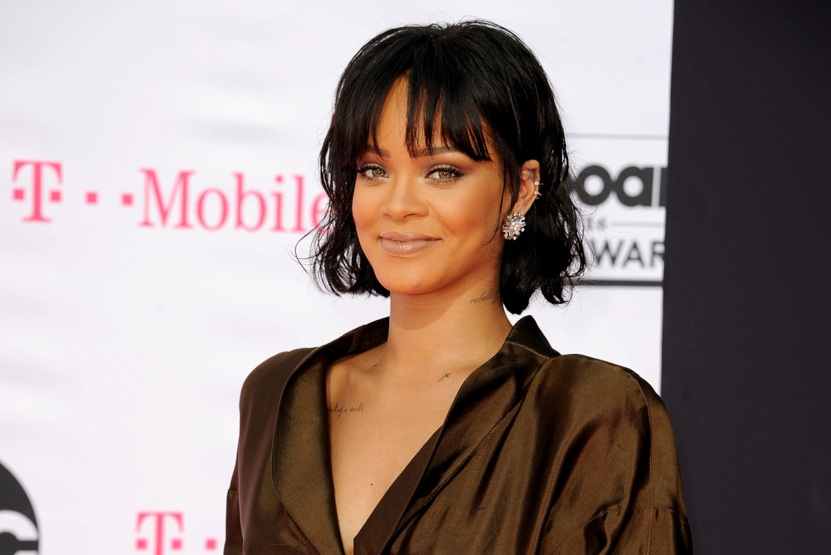 5 Business Success Secrets from Rihanna's Fenty Empire